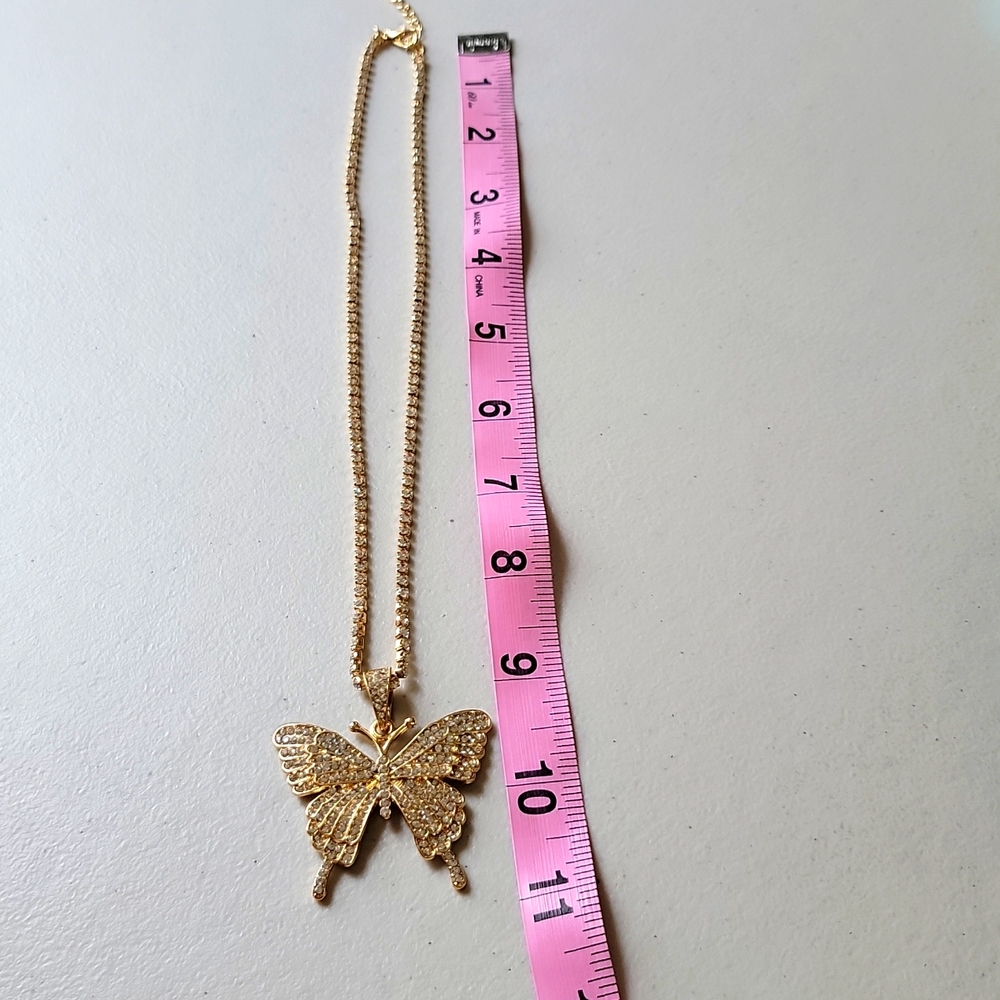 OTL Boho Butterfly Pendant Necklace Rhinestones Goldtone Chain 21" NEW - Picture 10 of 12